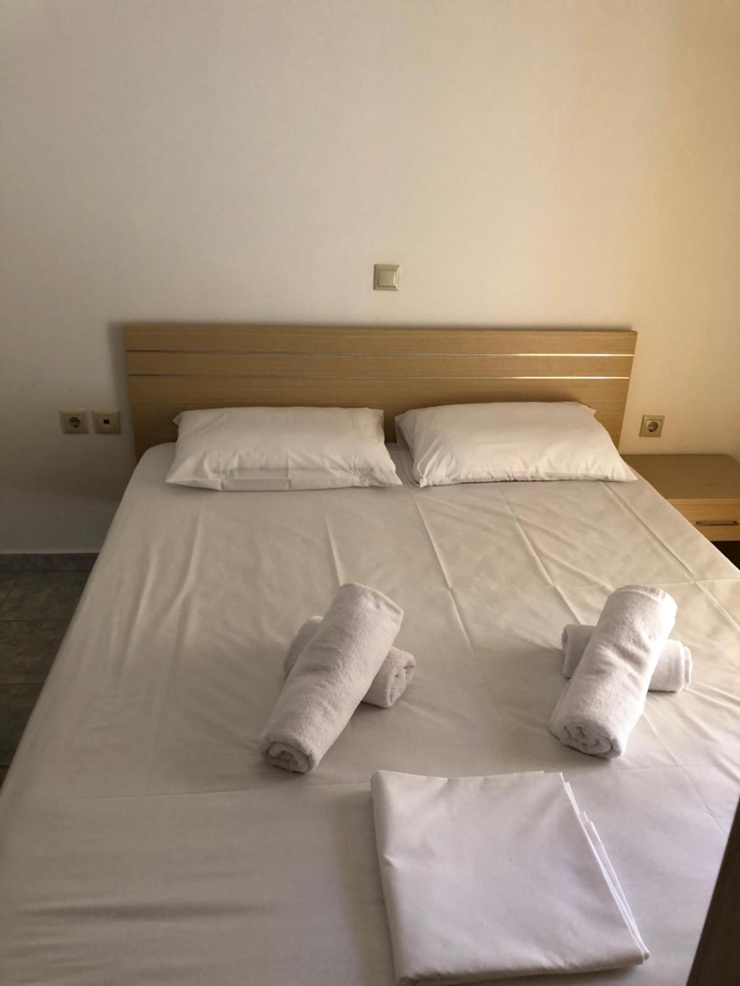 Blue Sky Apartments มากรีเยียลอส ภายนอก รูปภาพ
